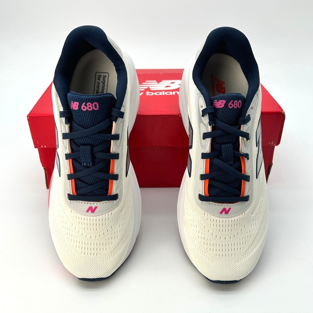 New Balance Fresh Foam 680 v9 Womens Running Shoes Sz. 6.5 White Orange Pink NEW - Picture 3 of 7